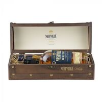 Whisky Nestville Kufrík 40% 0,7L
